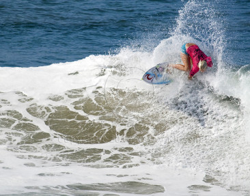 Bethany Hamilton shows style and grace in her surfing