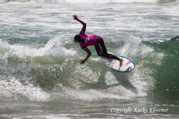 Malia Manuel showing her style of surfing