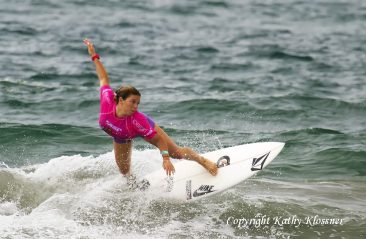 Coco Ho Surfing
