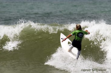 Lisa Andersen surfing in California
