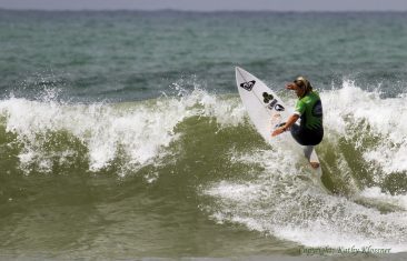 Lisa Andersen surfing in California