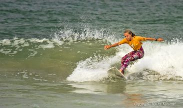 Reese Hartnett surfing in the Grom 11-14 surf contests