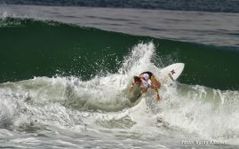 Carol Henrique Portugal Surfer