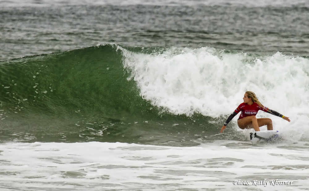 San Clemente teen Samantha Sibley beats some of world's best at Super Girl  Surf Pro – Orange County Register