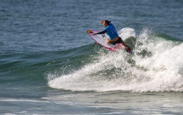 Carissa Moore at the Swatch Pro 2017