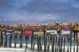 The crowd at Supergirl Pro 2019 Oceanside Pier